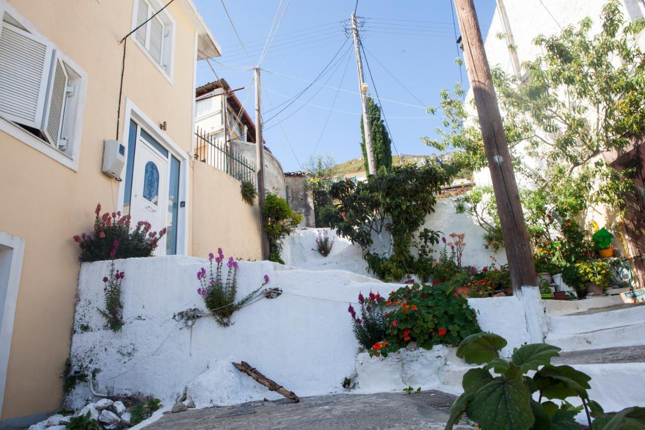 Family House In Lakones Βίλα Παλαιοκαστρίτσα Εξωτερικό φωτογραφία