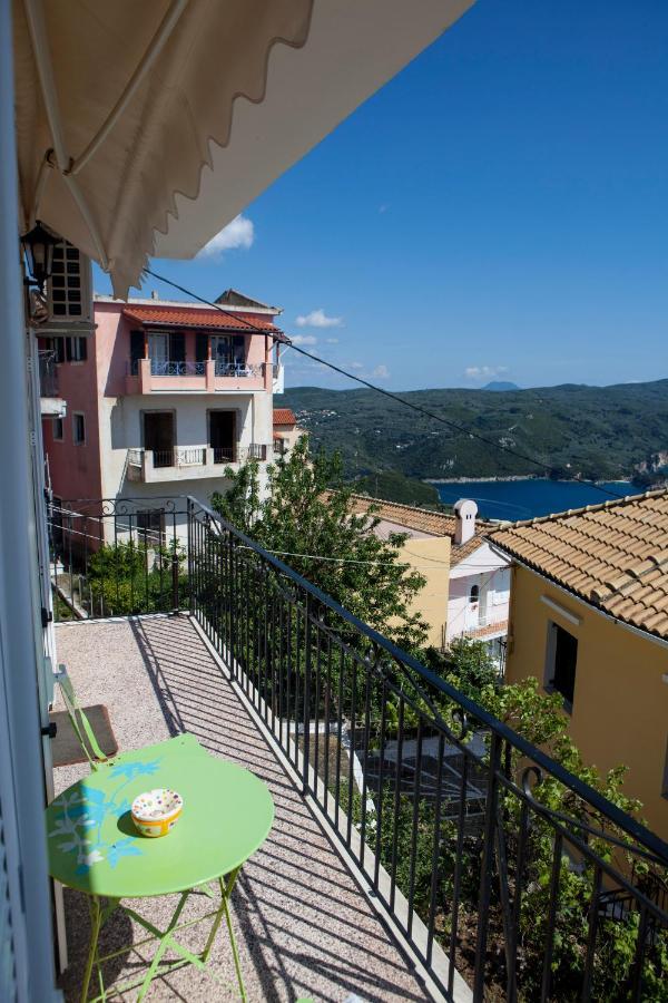 Family House In Lakones Βίλα Παλαιοκαστρίτσα Εξωτερικό φωτογραφία